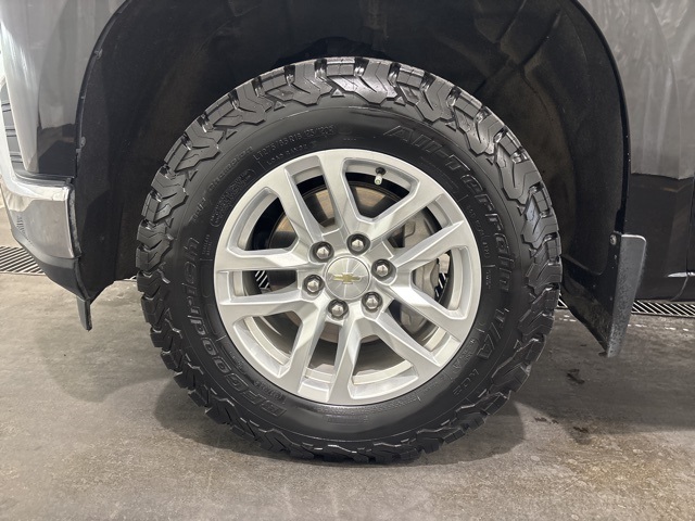 2021 Chevrolet Silverado 1500 LT photo 4