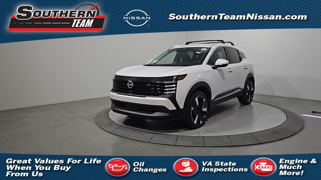 2025 Nissan Kicks SR AWD's photo