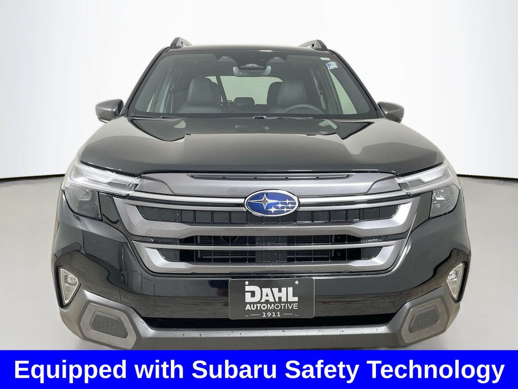 2025 Subaru Forester Limited photo 2
