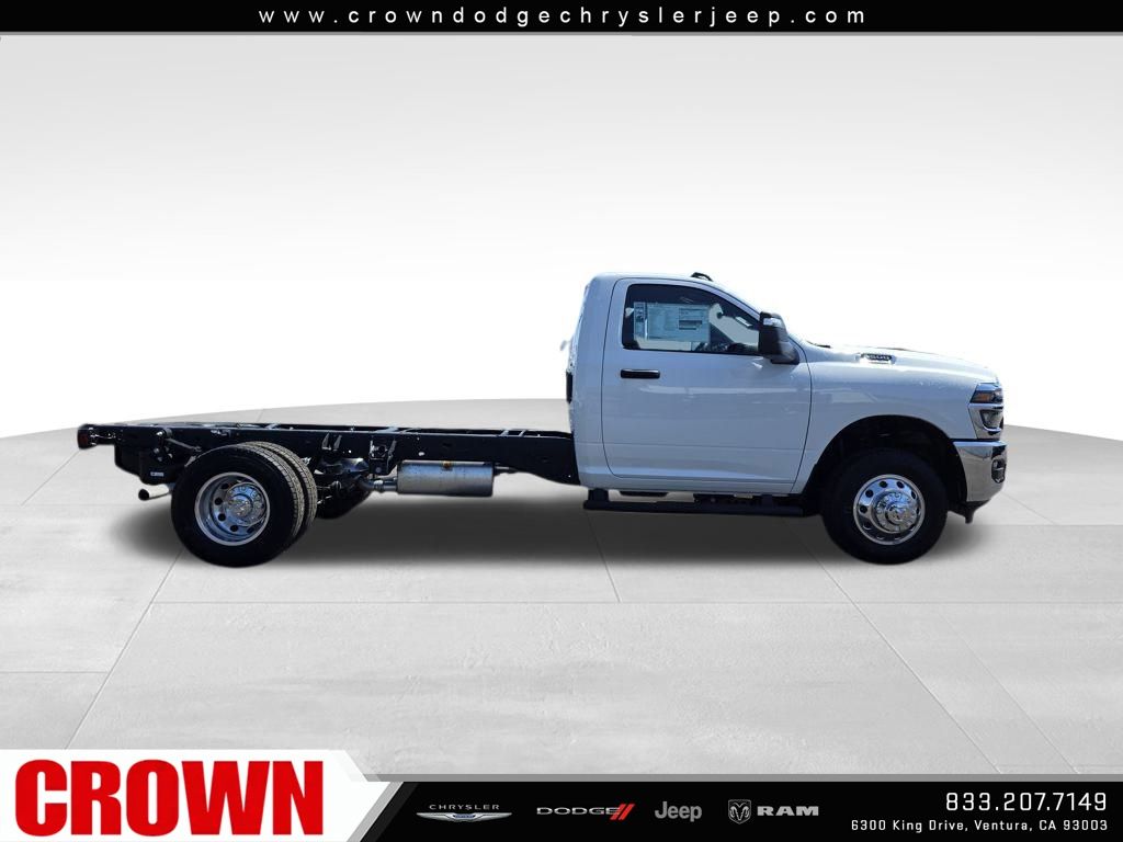 2026 Ram 3500 Tradesman photo 4