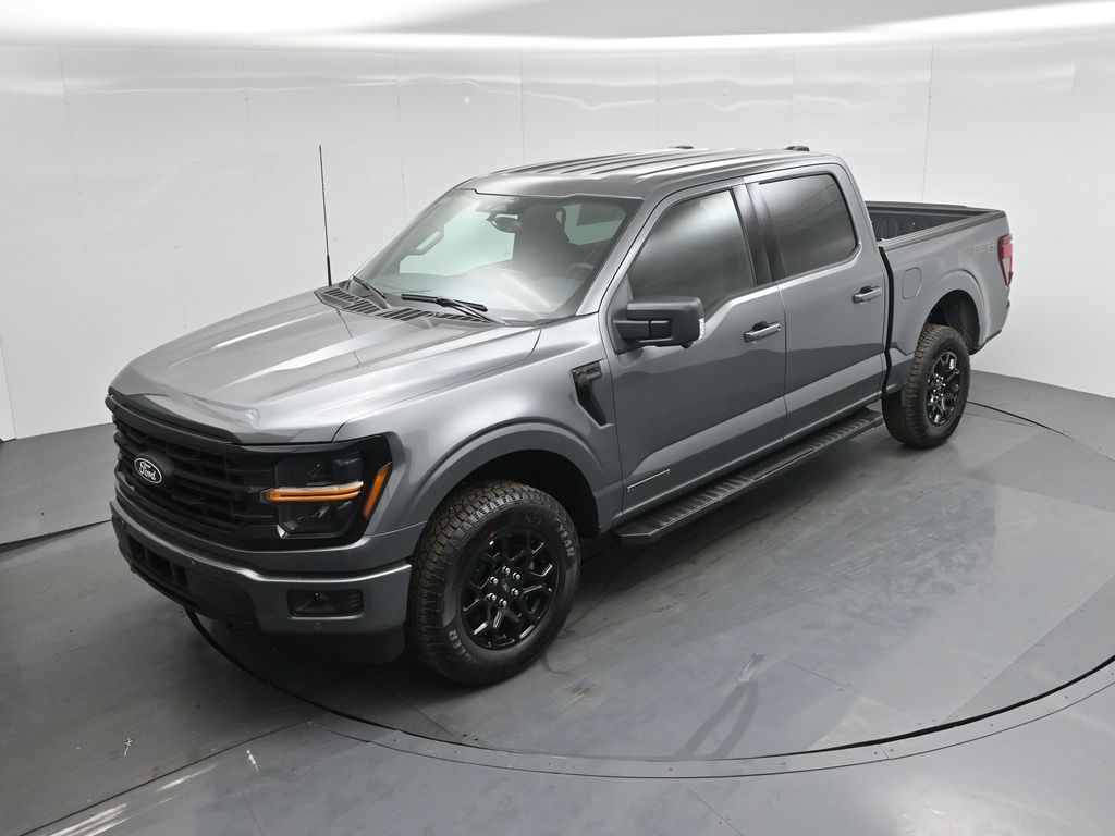 2025 Ford F-150 XLT photo 32