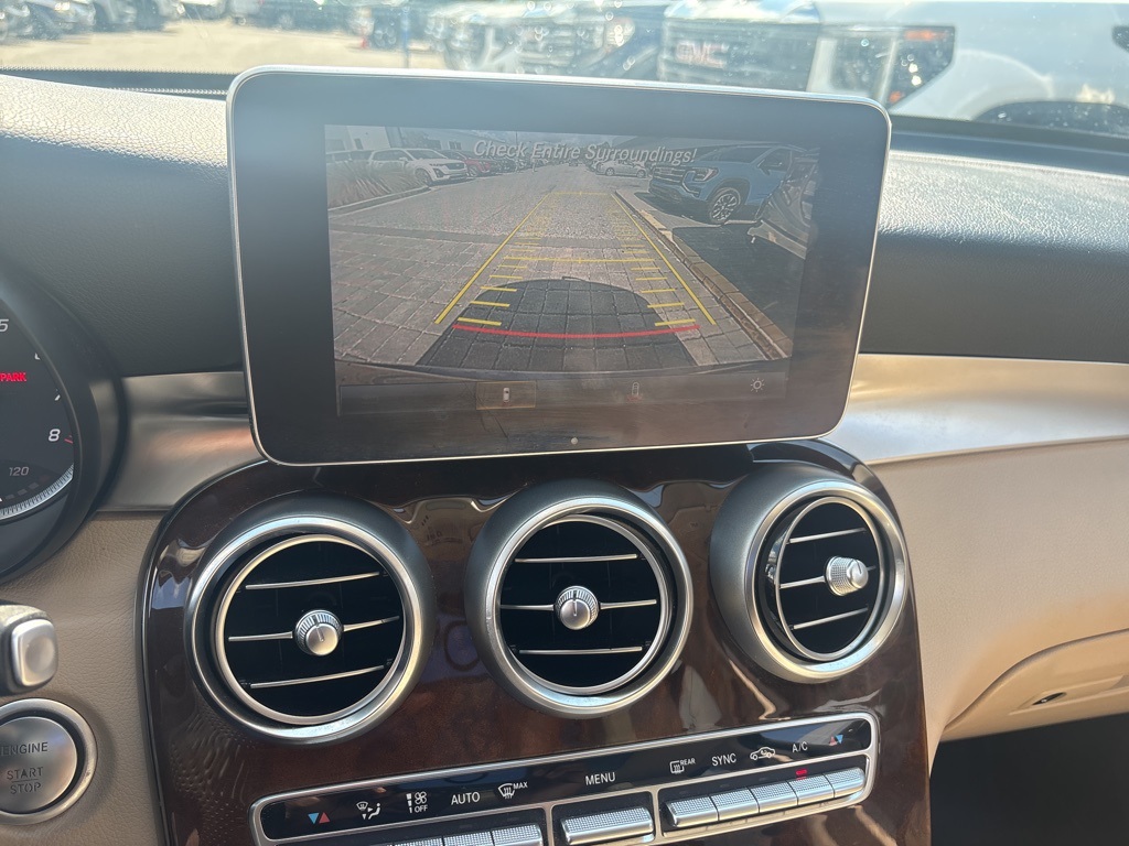 2016 Mercedes Benz GLC 300 4MATIC photo 22