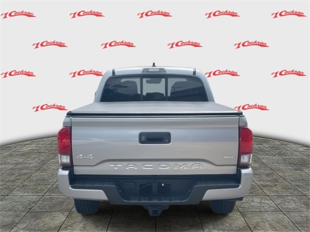 2021 Toyota Tacoma TRD Off-Road photo 4
