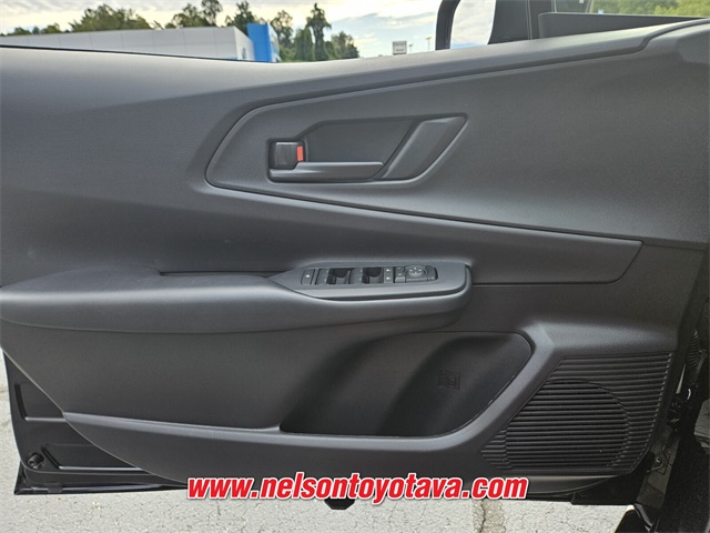 2026 Toyota Prius Plug-in Hybrid SE photo 13