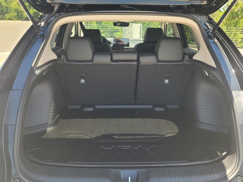 2026 Honda HR-V EX-L photo 16