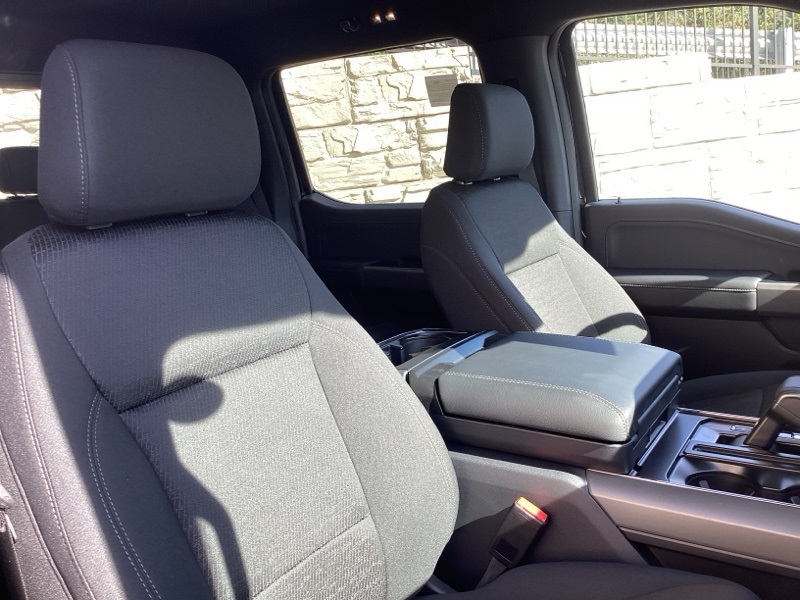 2025 Ford F-150 XLT photo 15