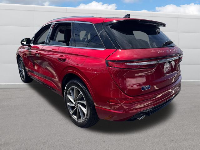 2024 Lincoln Corsair Grand Touring photo 2
