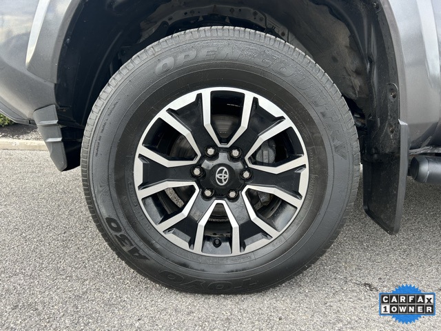 2022 Toyota Tacoma TRD Sport Double Cab V6 photo 7