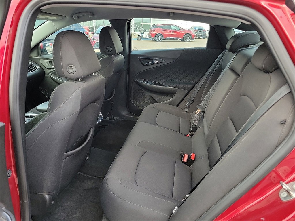 2018 Chevrolet Malibu 1LT photo 14