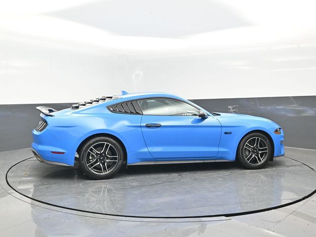 2022 Ford Mustang GT Premium photo 3