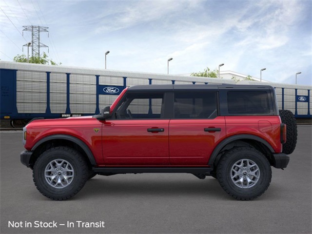 2025 Ford Bronco Badlands photo 3