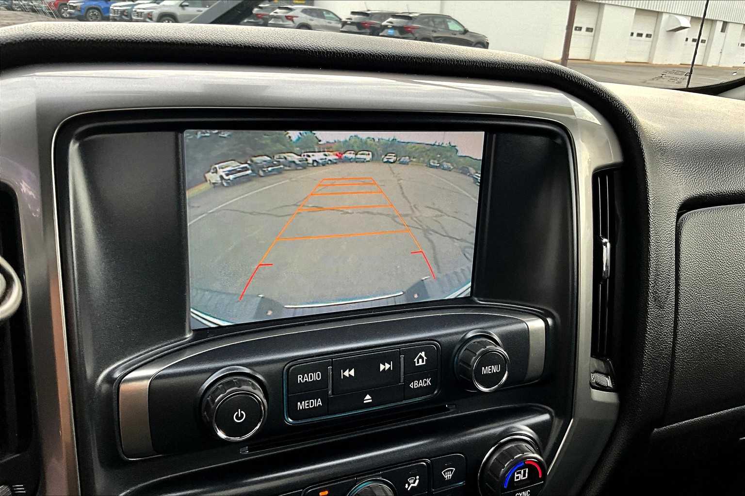 2016 Chevrolet Silverado 1500 LT photo 18