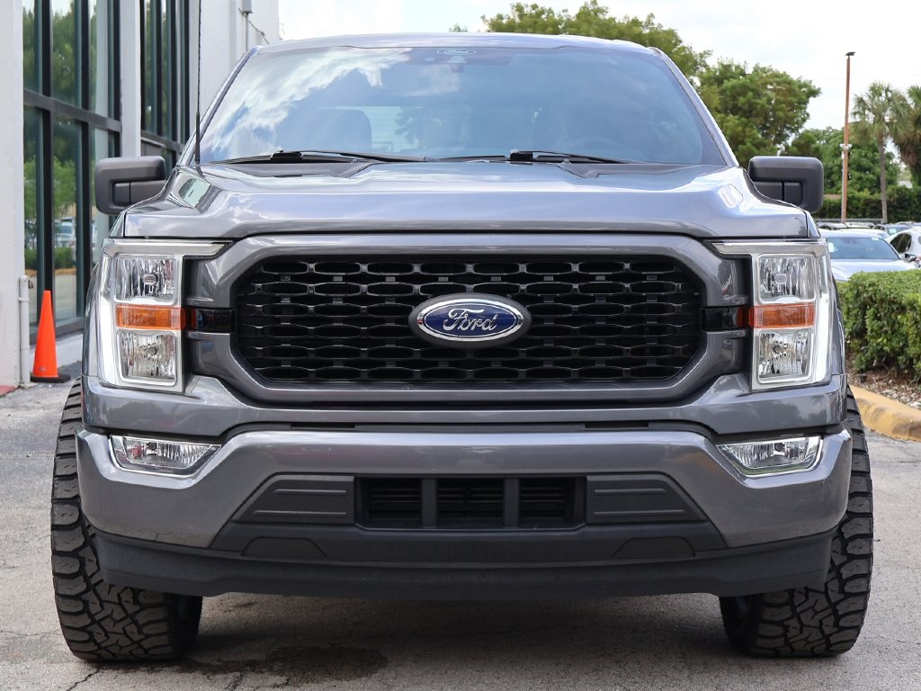 2021 Ford F-150 XL photo 3