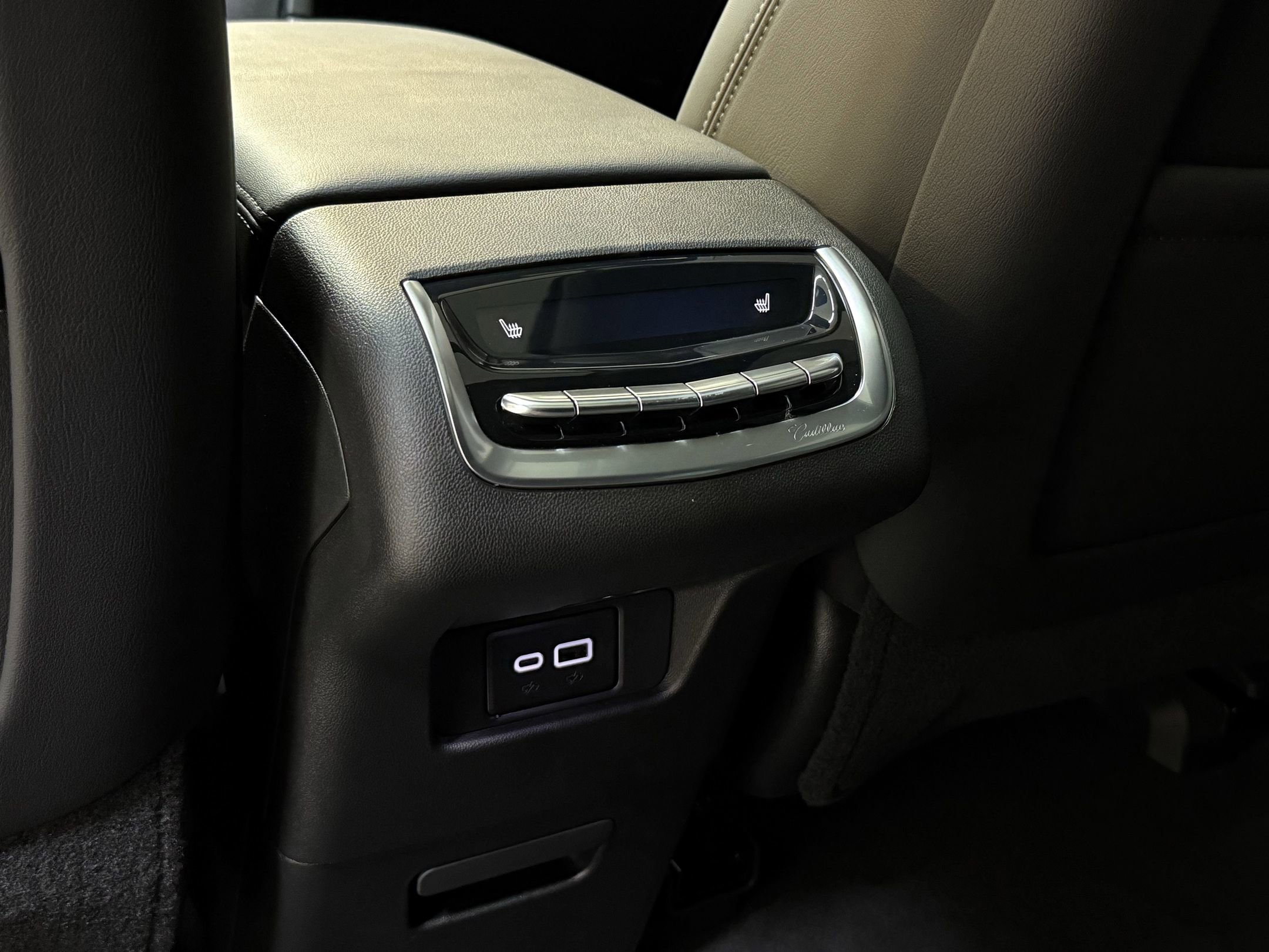 2025 Cadillac XT5 Premium Luxury photo 40