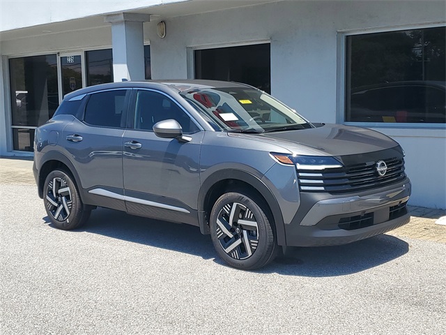 2025 Nissan Kicks SV photo 18