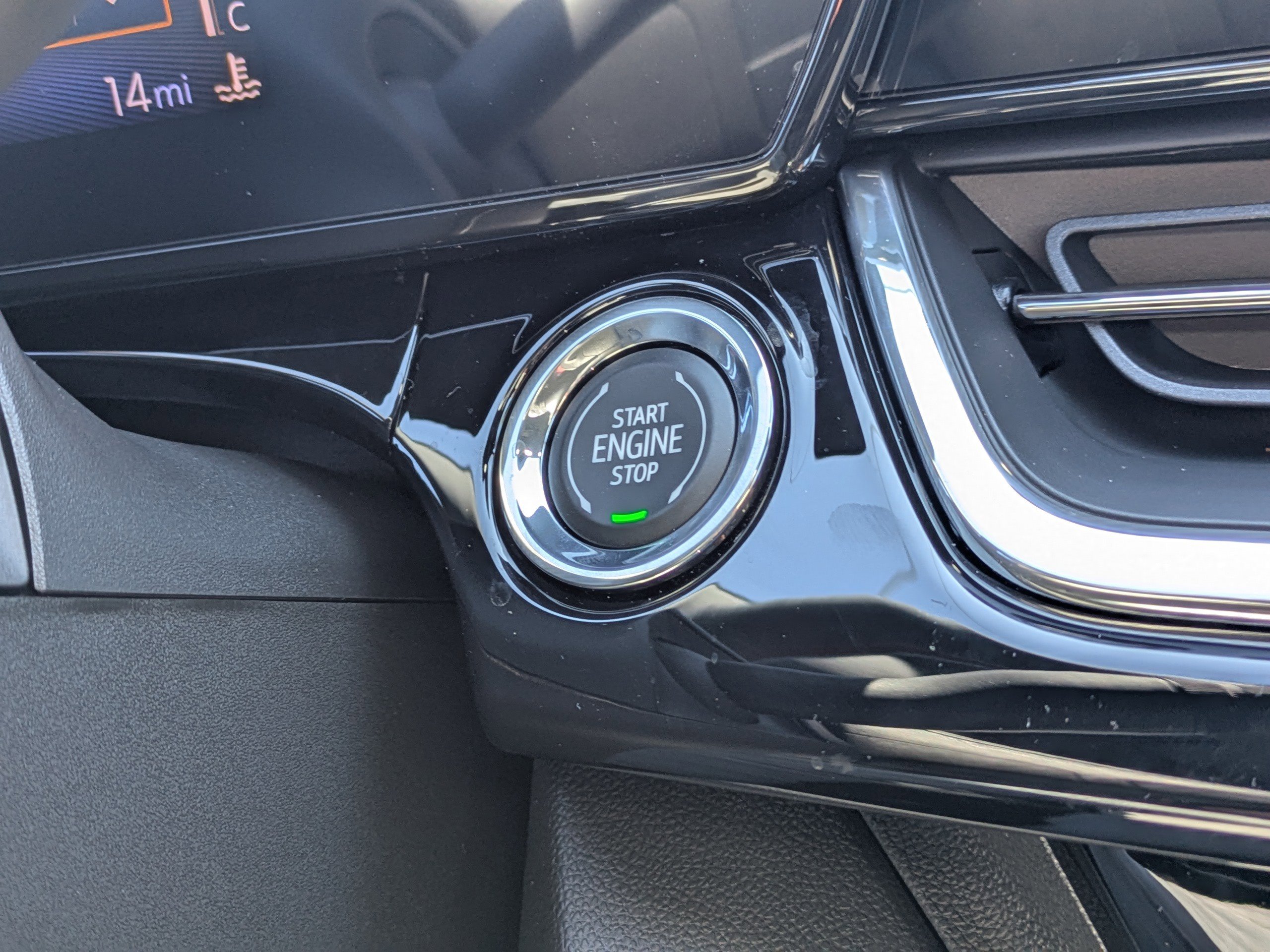 2025 Chevrolet Trax photo 25