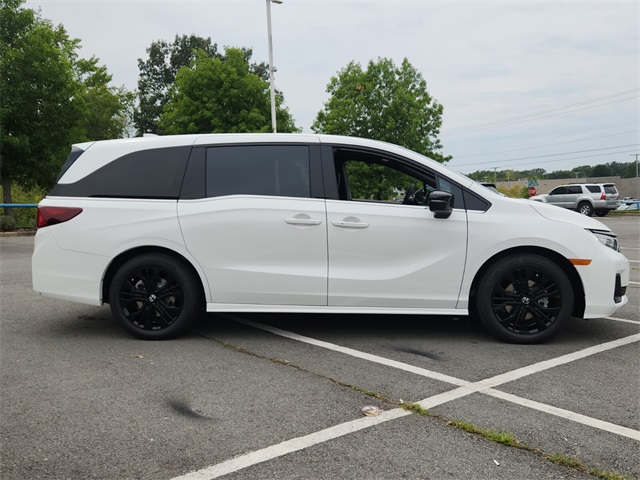 2026 Honda Odyssey Sport photo 2