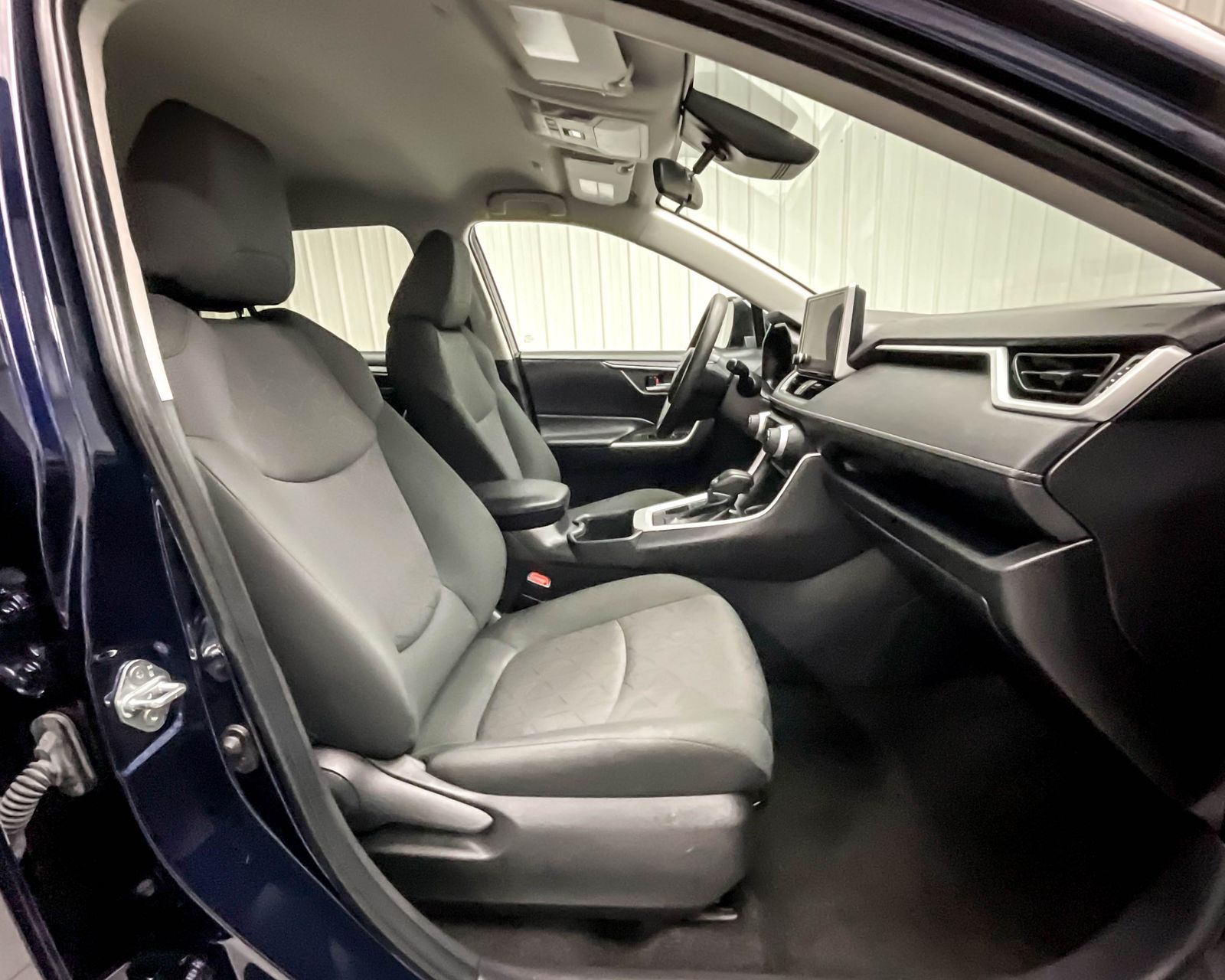 2024 Toyota RAV4 XLE photo 15