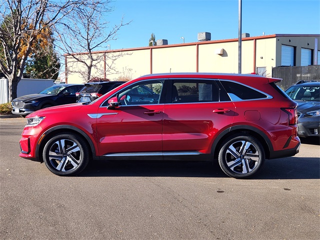 2023 Kia Sorento Hybrid EX photo 2