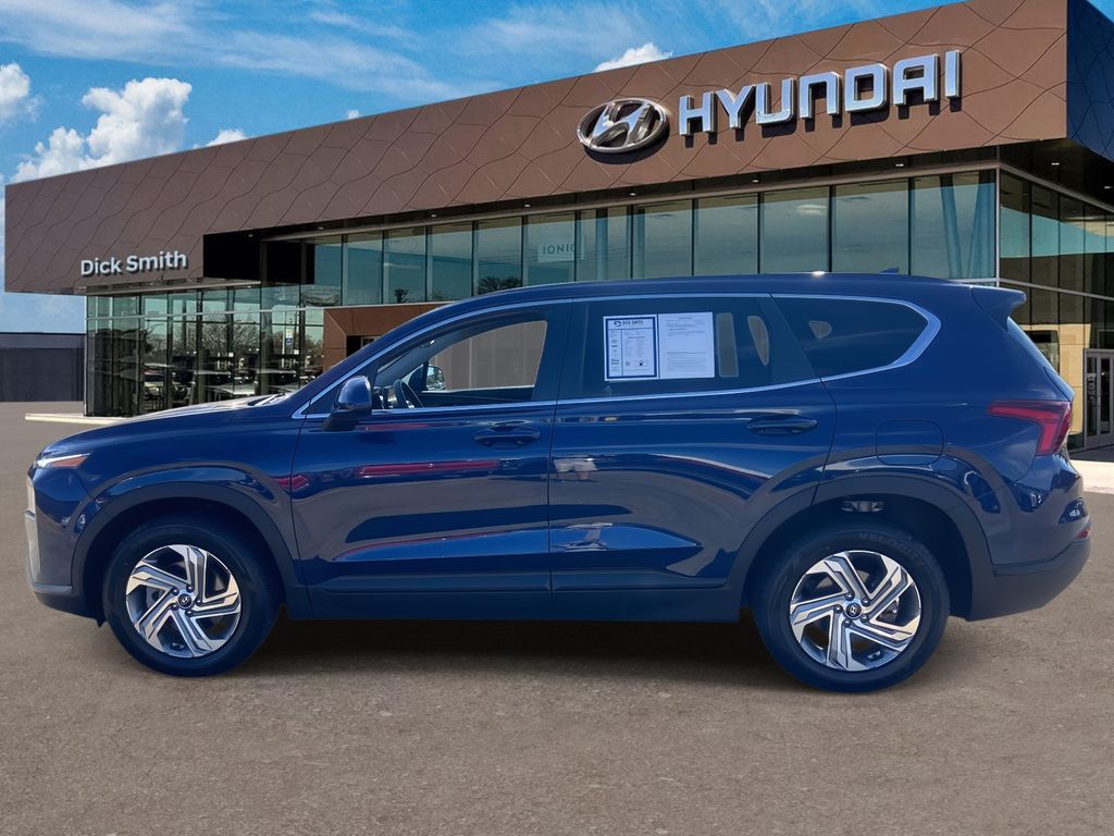 2023 Hyundai Santa Fe SE photo 2