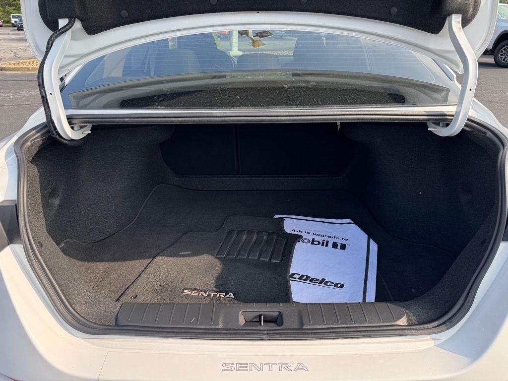 2024 Nissan Sentra S photo 9