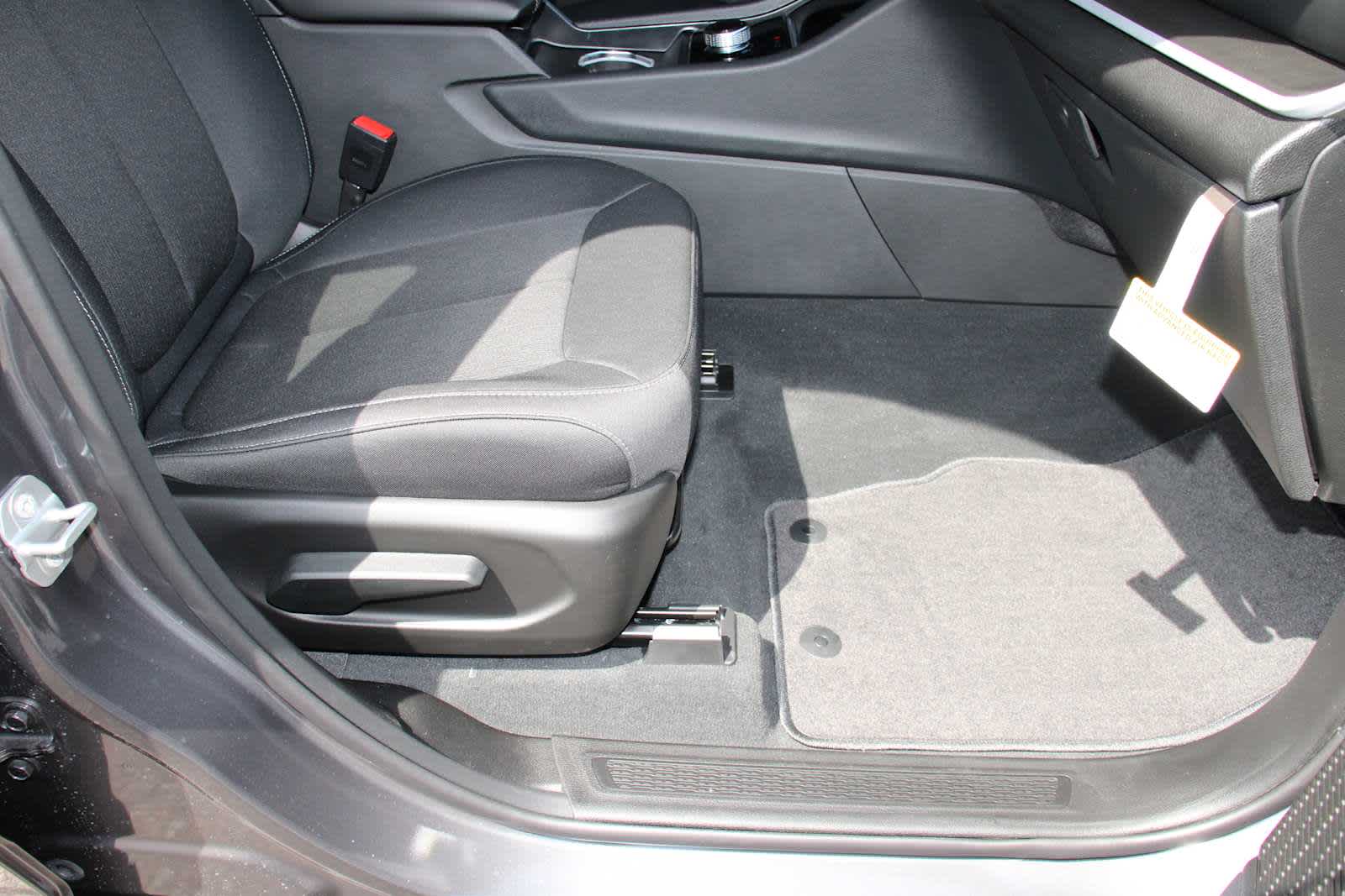 2025 Jeep Grand Cherokee Laredo Altitude photo 33