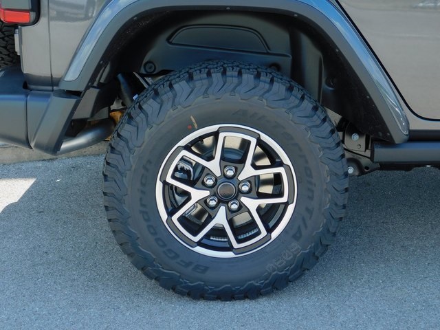 2025 Jeep Wrangler Rubicon photo 10
