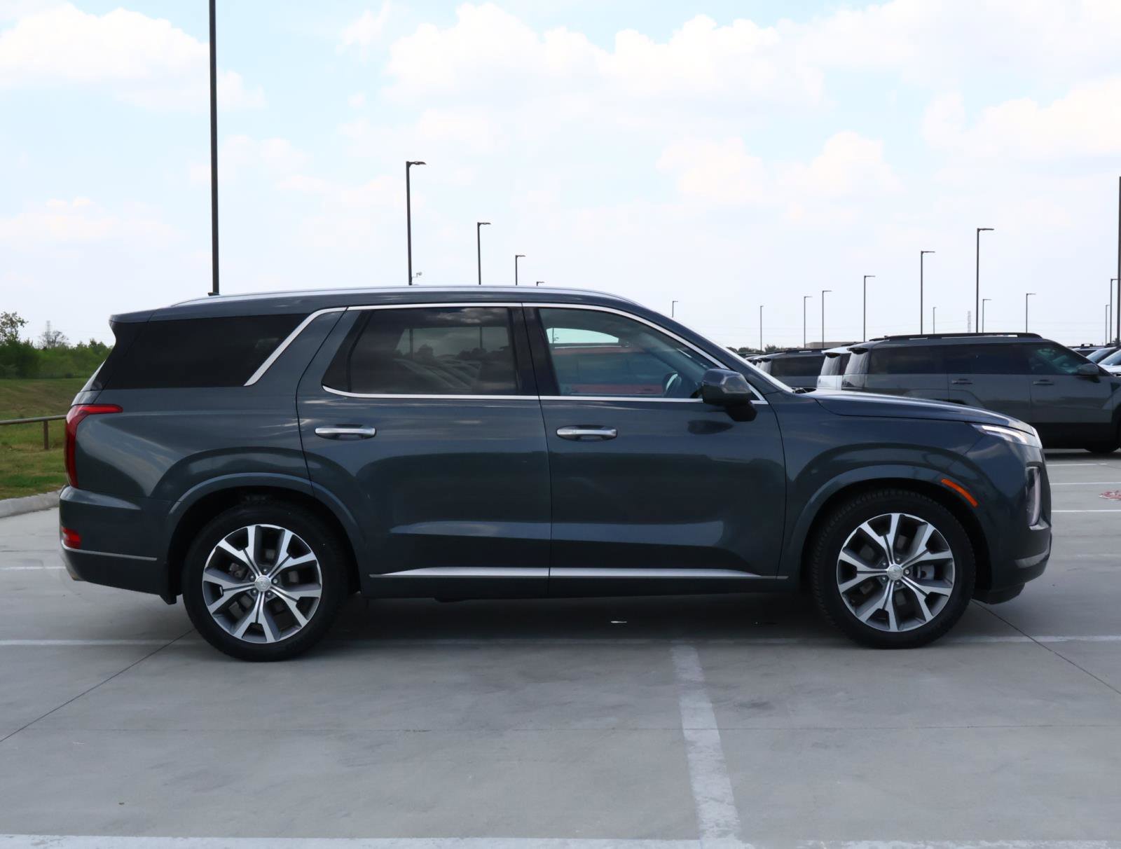 2022 Hyundai Palisade Limited photo 4