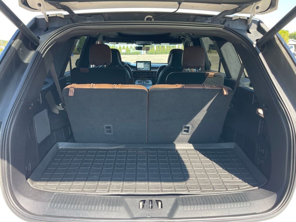 2021 Lincoln Aviator Reserve photo 12