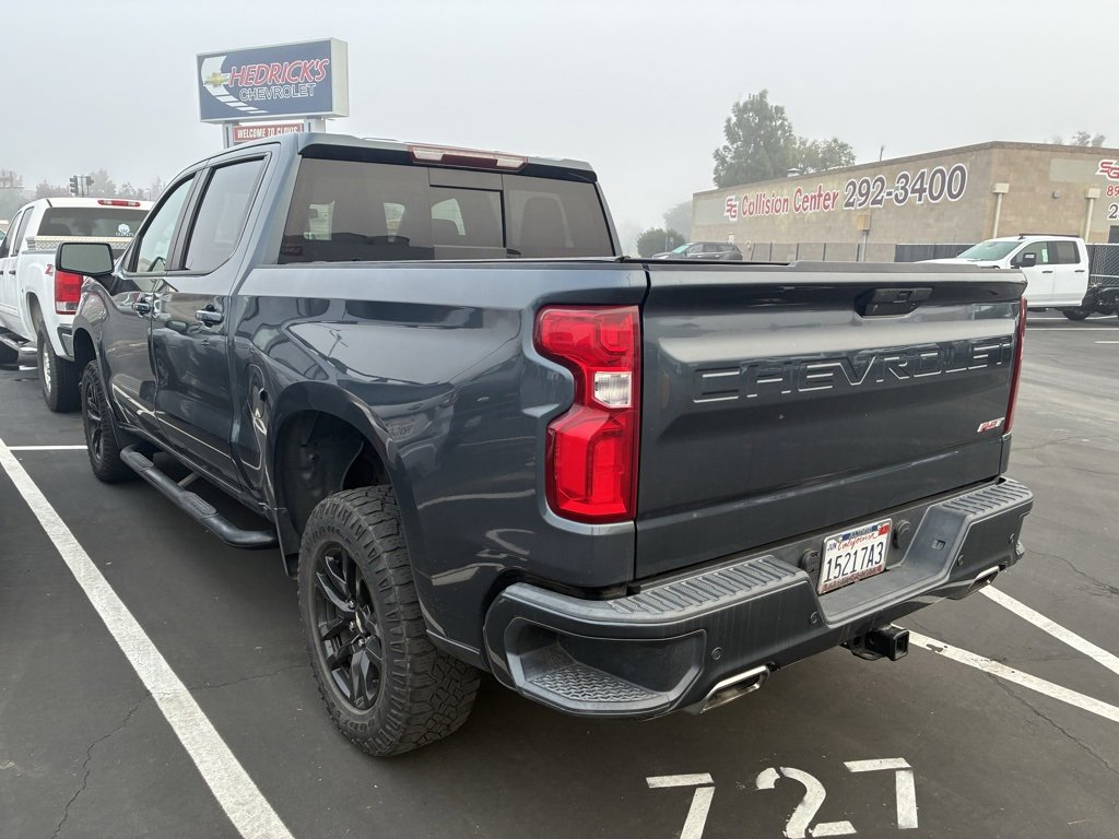 2020 Chevrolet Silverado 1500 RST photo 3