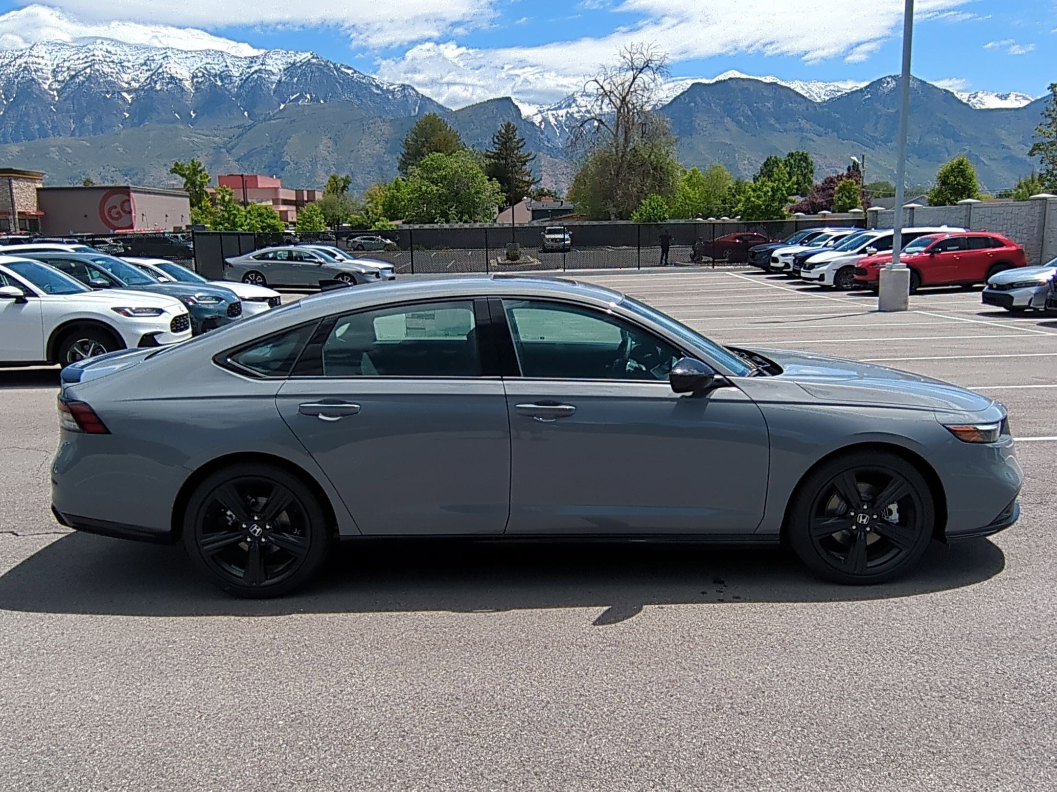 2025 Honda Accord Hybrid Sport-L photo 2
