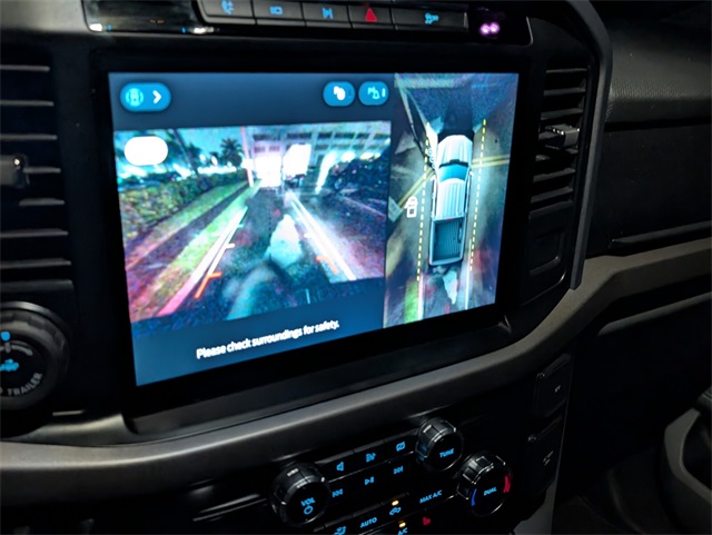 2024 Ford F-150 XLT photo 12