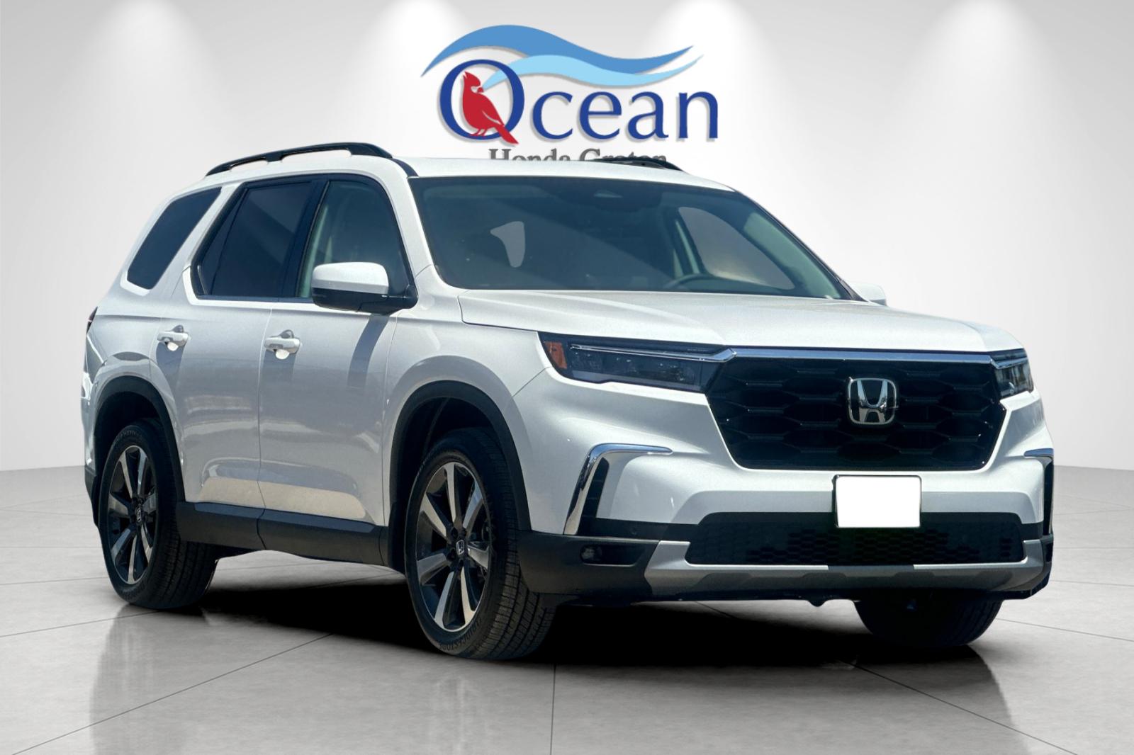 2025 Honda Pilot Touring photo 4