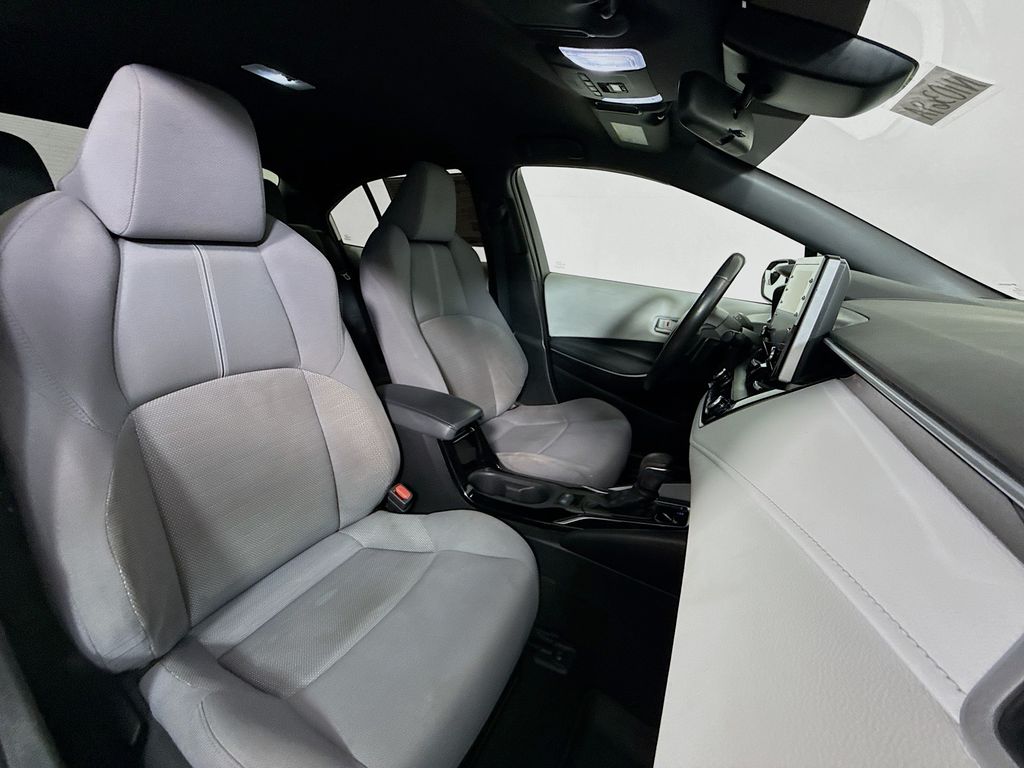2021 Toyota Corolla SE photo 25