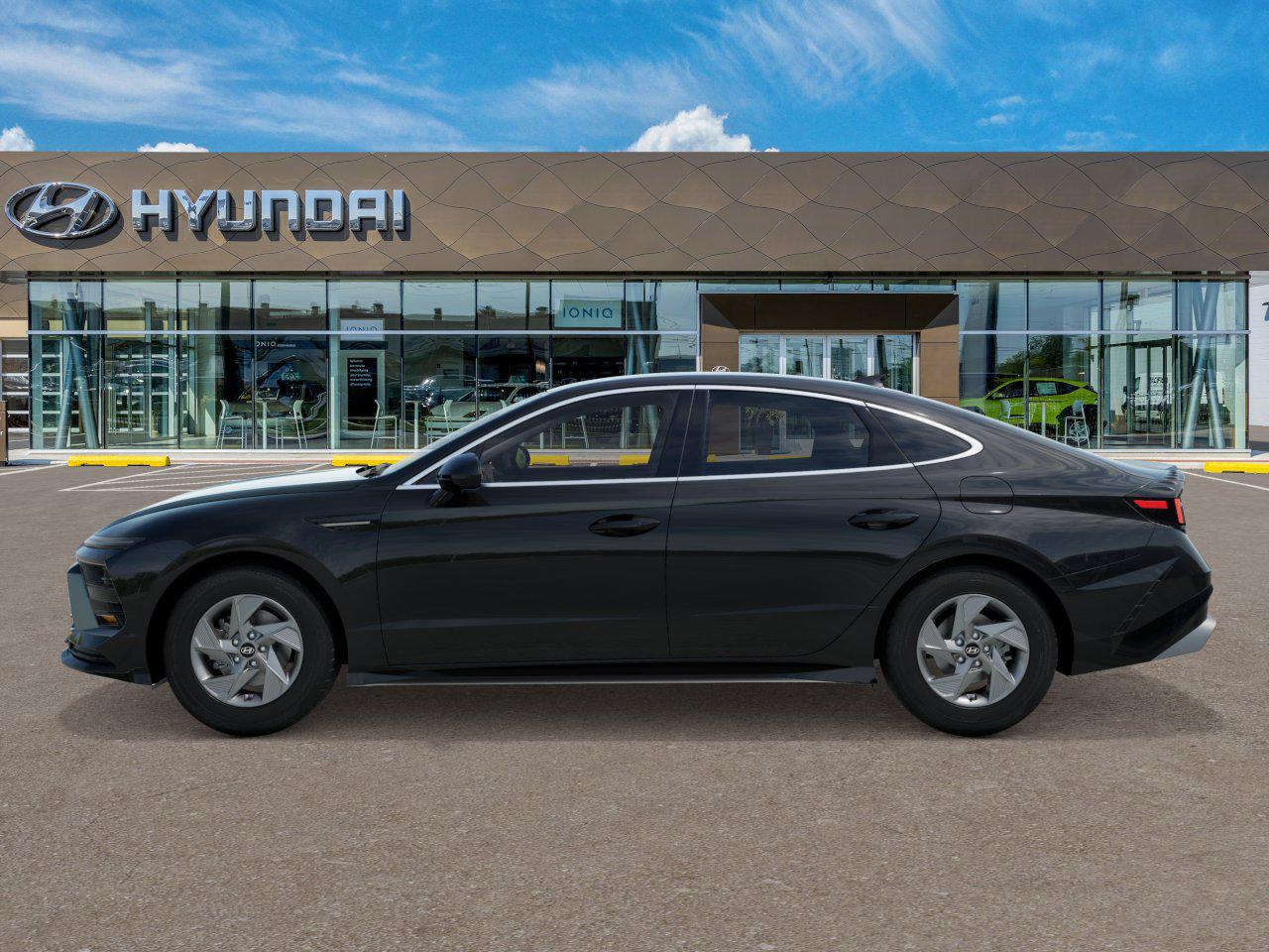 2026 Hyundai Sonata SE photo 4