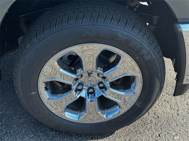 2025 Ram 1500 Big Horn photo 8