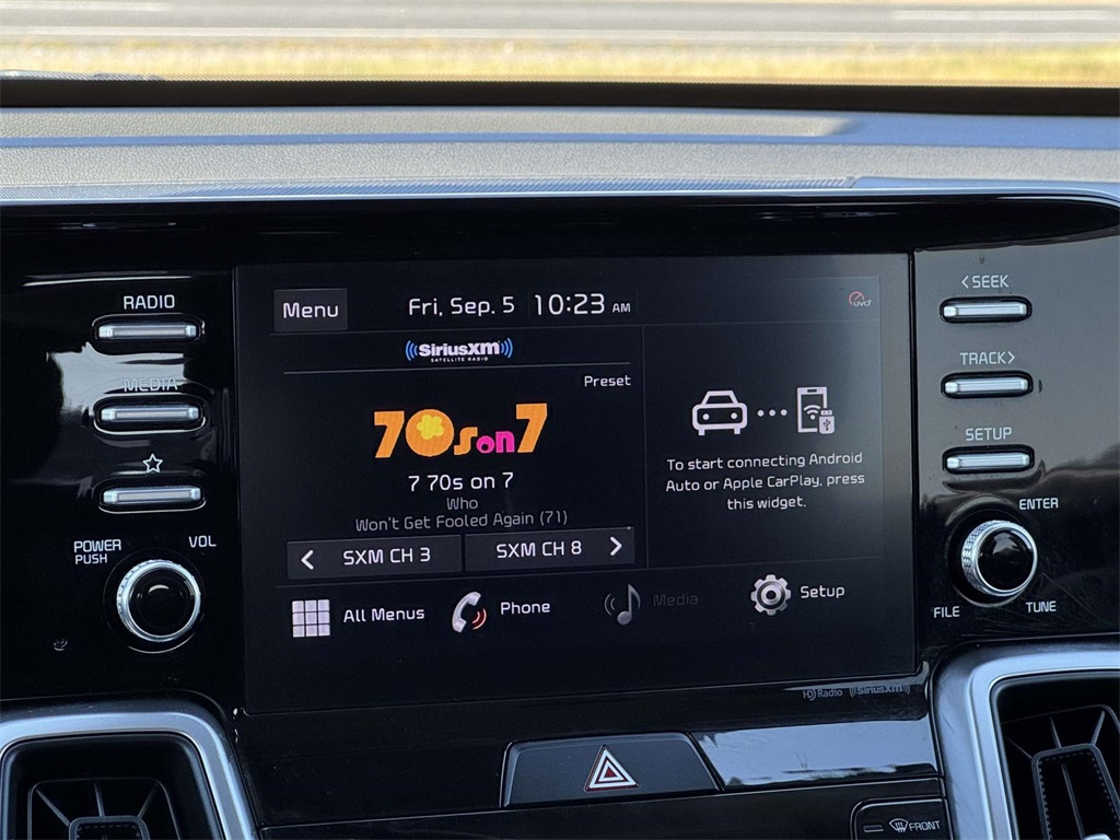 2021 Kia Sorento S photo 2