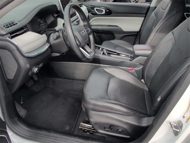 2022 Jeep Compass Limited photo 3