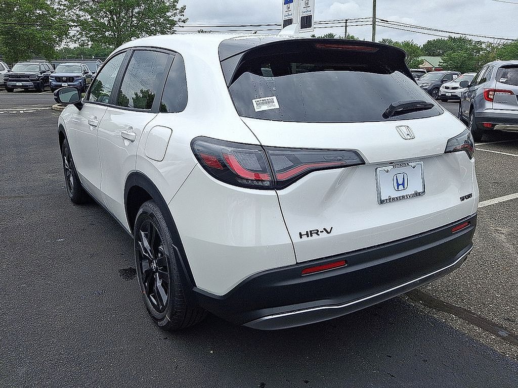 2026 Honda HR-V Sport photo 3