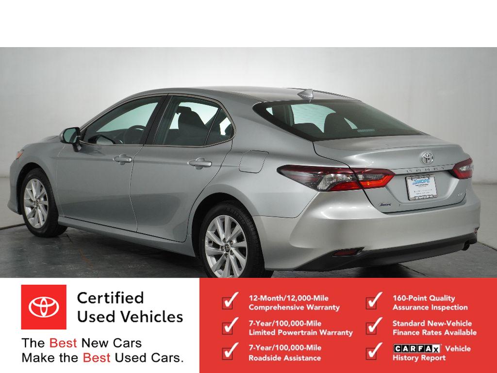 2024 Toyota Camry LE photo 4