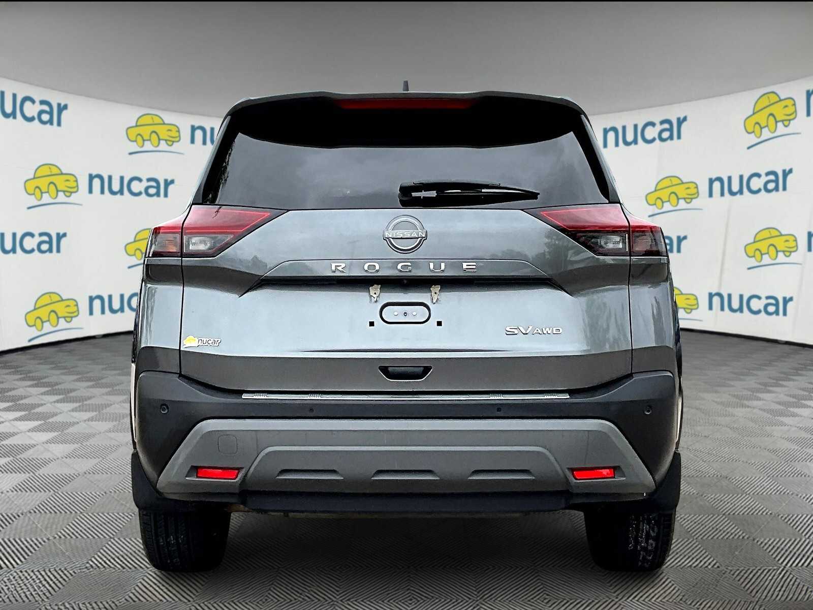2022 Nissan Rogue SV photo 4