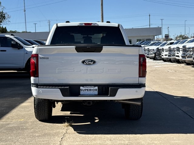 2025 Ford F-150 XLT photo 4