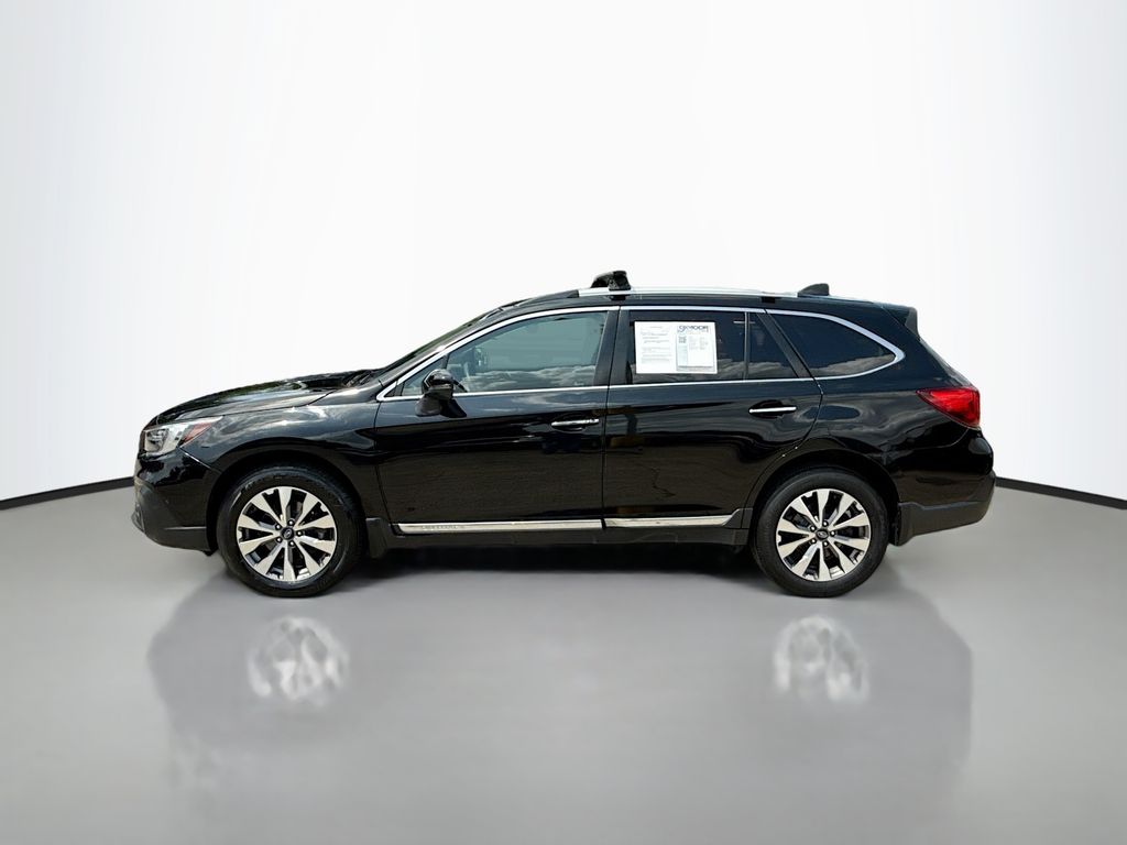 2018 Subaru Outback Touring photo 4