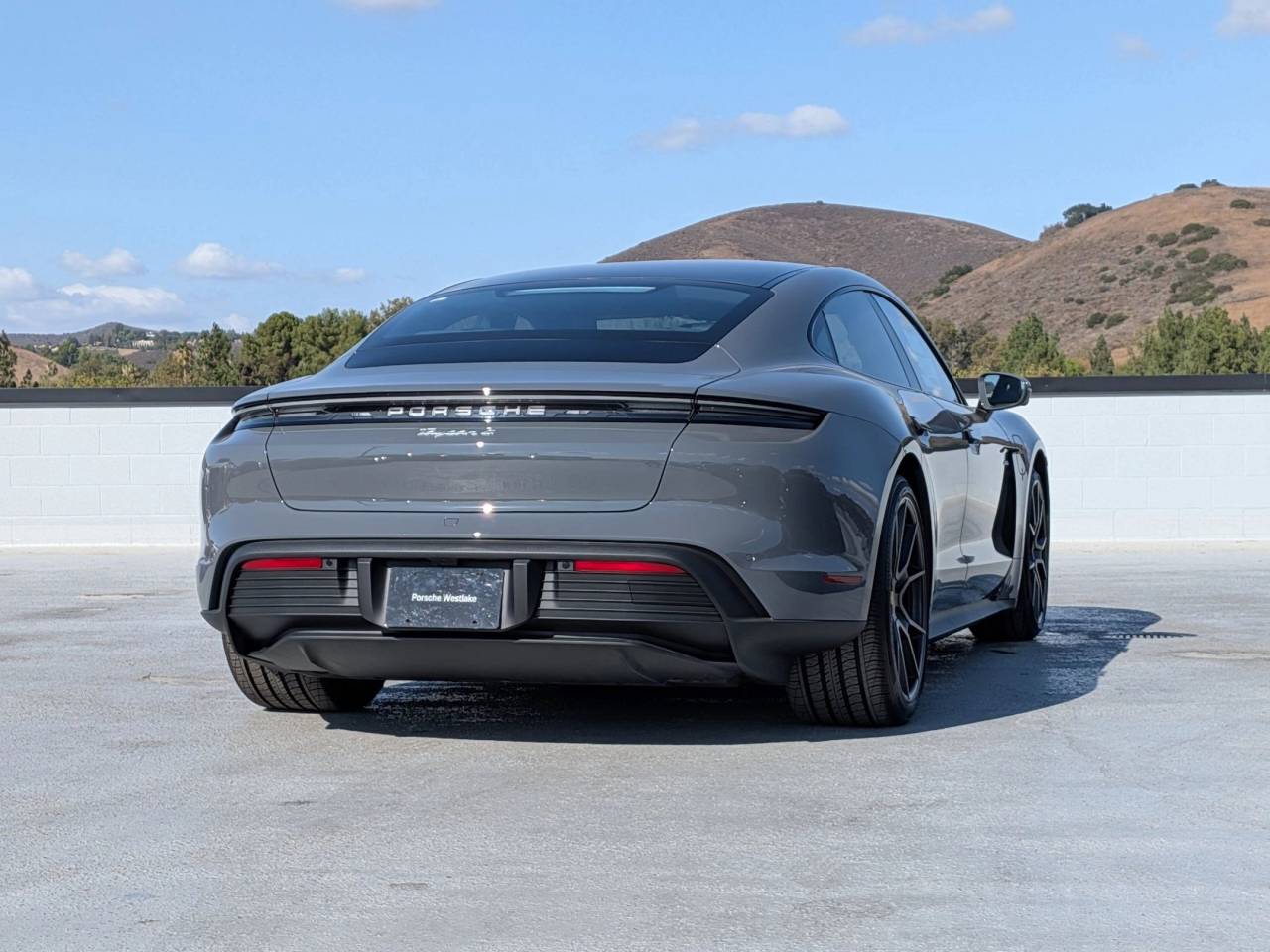 2026 Porsche Taycan Base photo 9