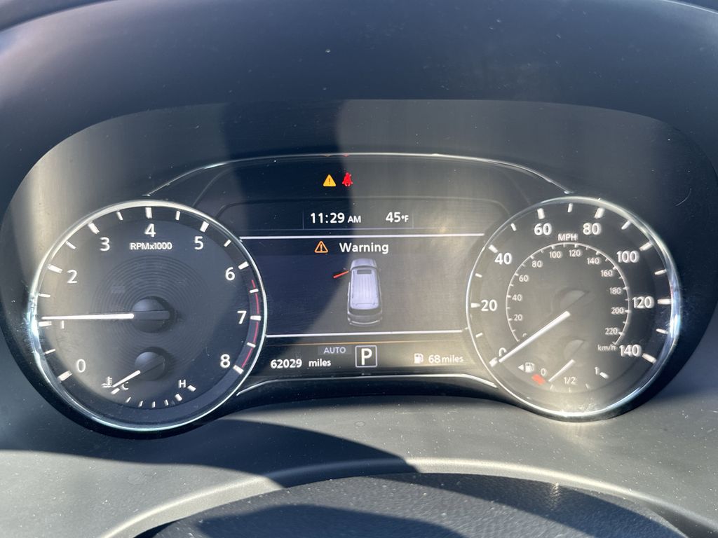 2023 INFINITI QX80 - Image 11