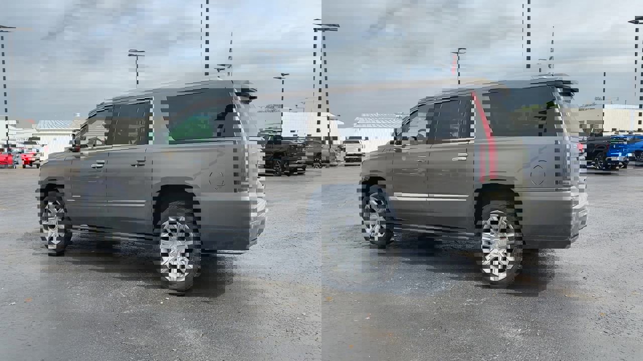 2016 Cadillac Escalade ESV Premium photo 6