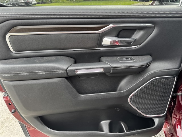 2022 Ram 1500 Laramie photo 18