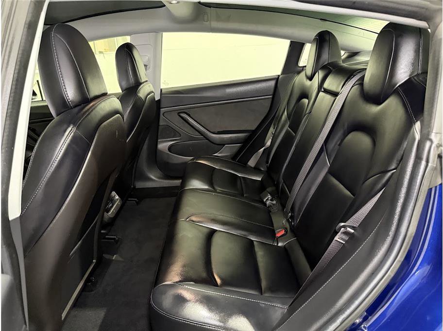 2018 Tesla Model 3 Long Range photo 10