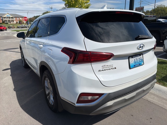 2020 Hyundai Santa Fe SEL photo 2