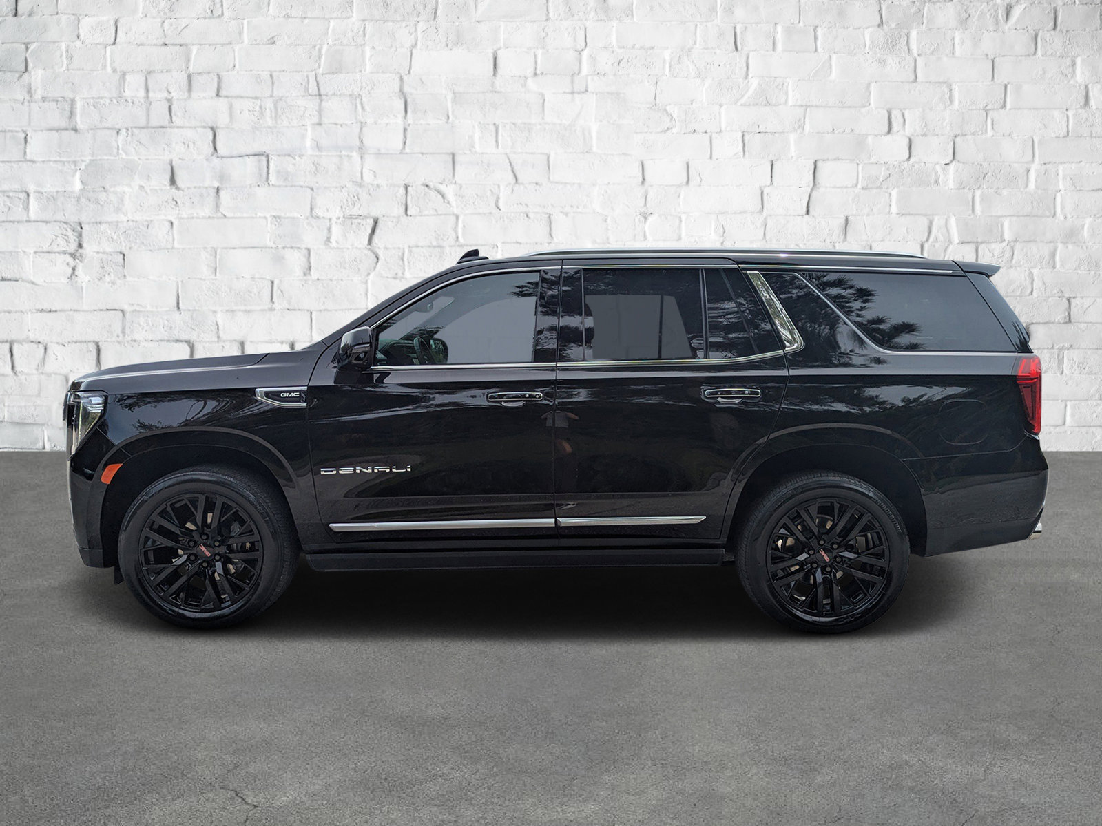 2023 Gmc Yukon Denali photo 3